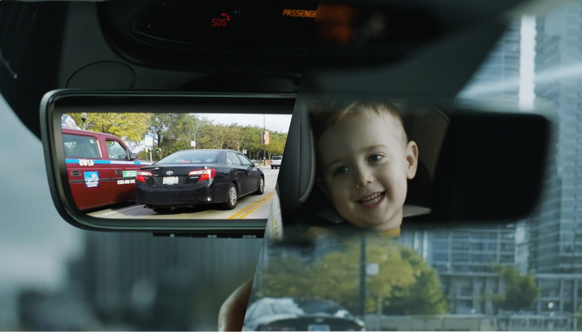 Full Display Mirror® (FDM®) image